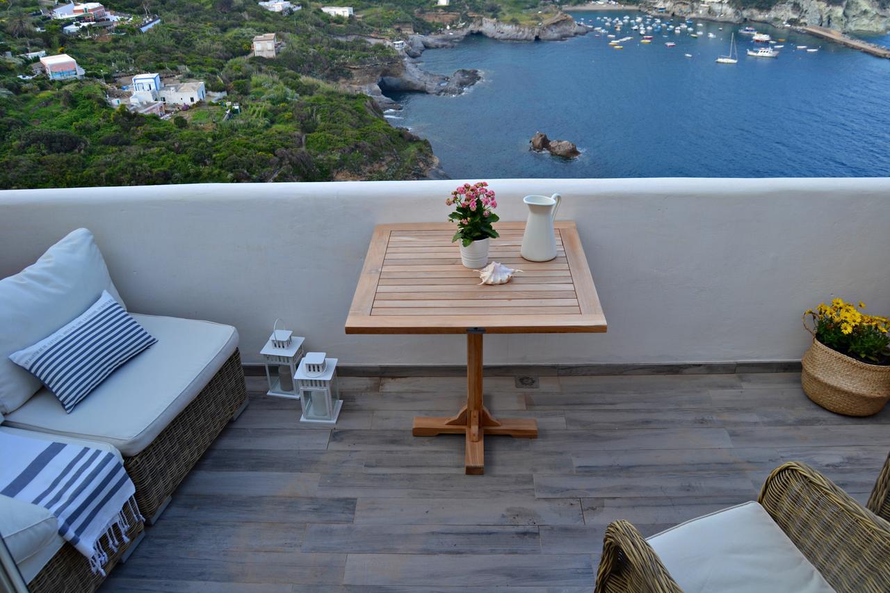Maridea Casa Vacanza- Le Alcove sul Mare Suites Ponza Exterior foto