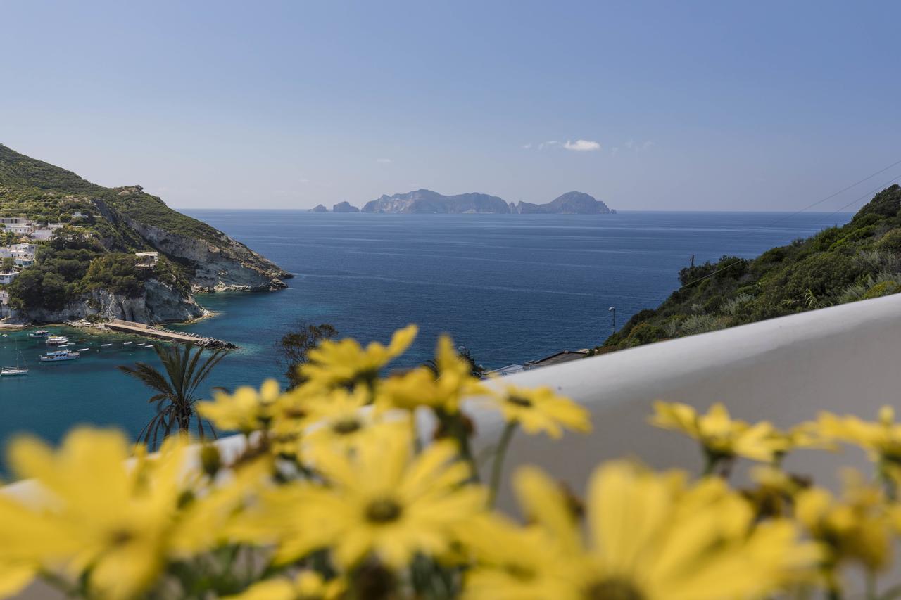 Maridea Casa Vacanza- Le Alcove sul Mare Suites Ponza Exterior foto